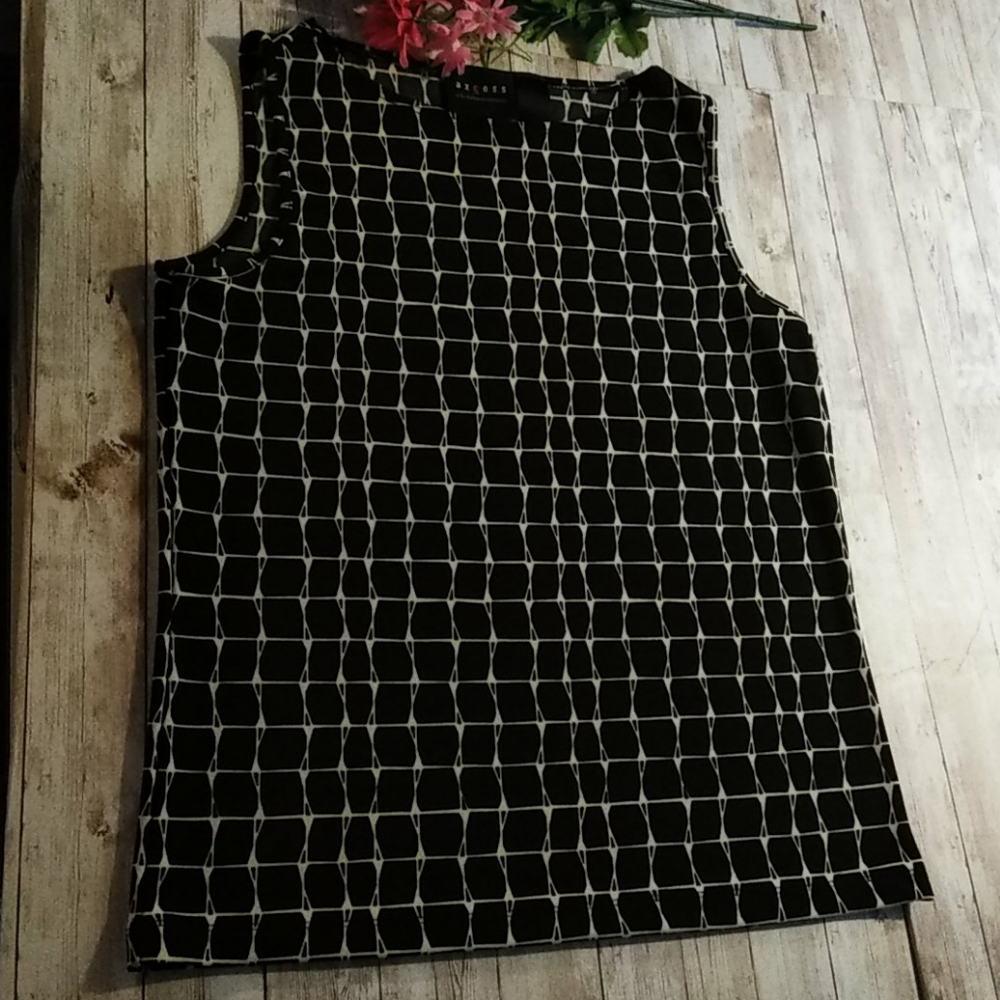 Axcess a Liz Claiborne company top size medium